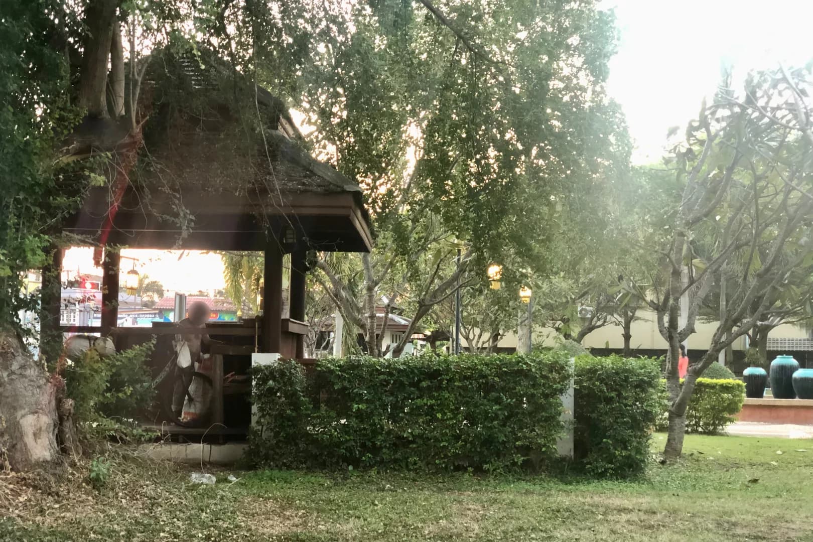 พื้นที่สาธารณะกับการใช้ชีวิตของคนไร้บ้านลำปาง